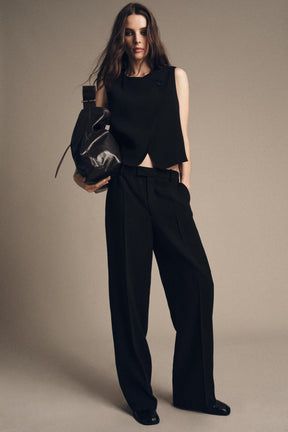 Straight-leg trousers