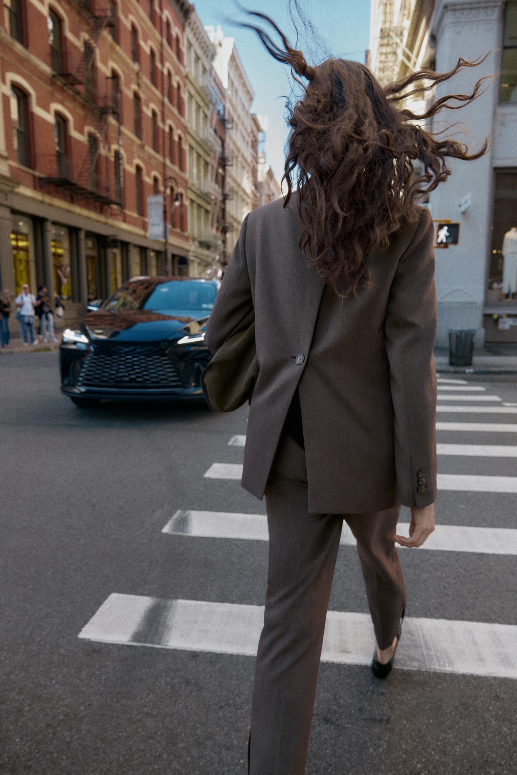 Buttoned Hem Trousers