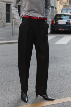 STRAIGHT-LEG TROUSERS WITH BELT