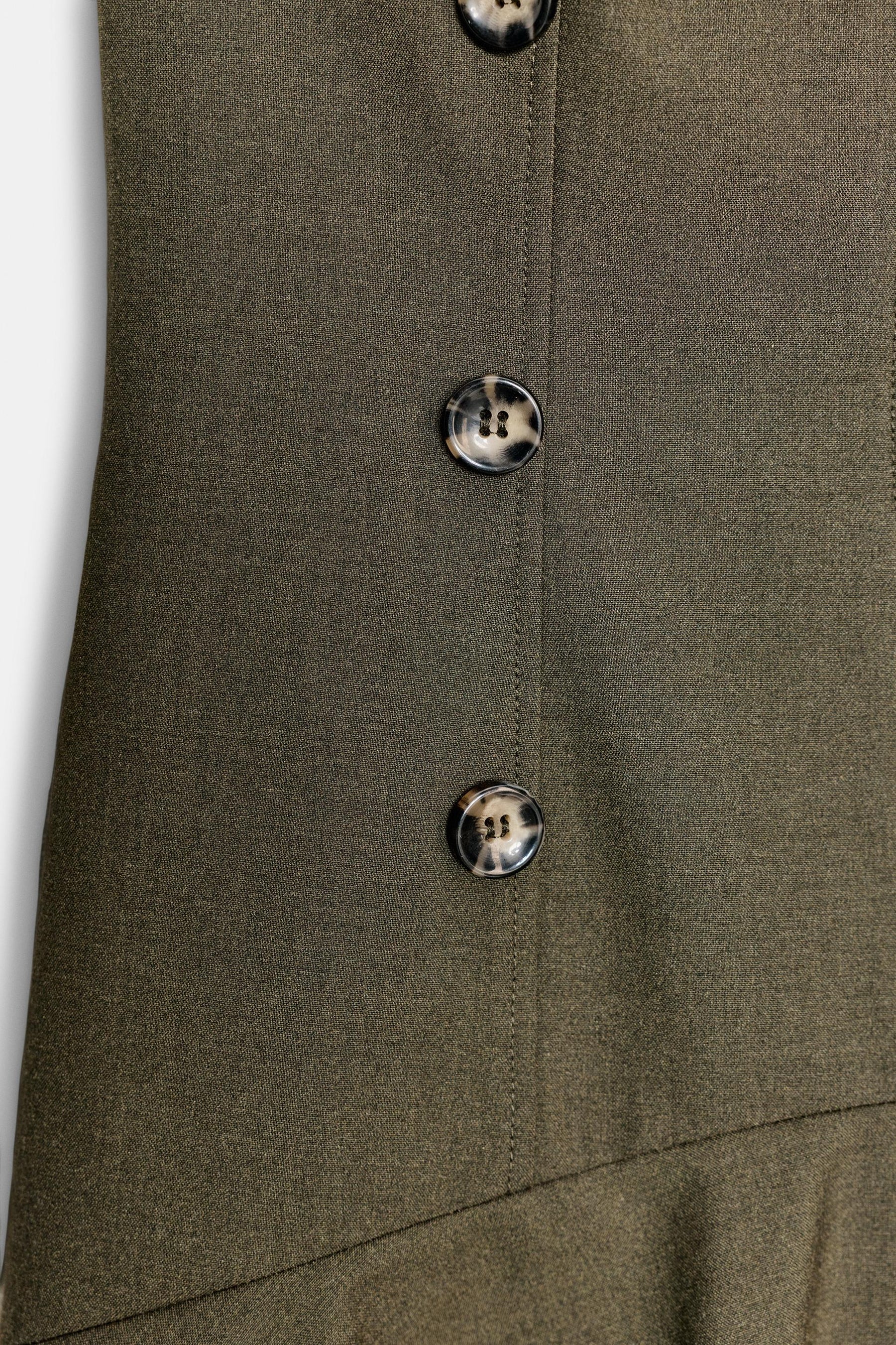 SHORT DRESS WITH SHOULDER PADS AND RUFFLES - Image 8