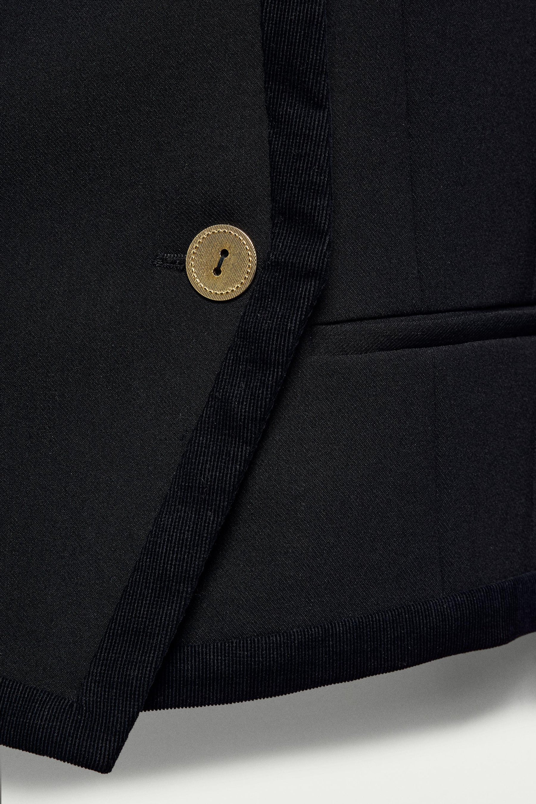 Cropped Buttoned Fashion Jacket