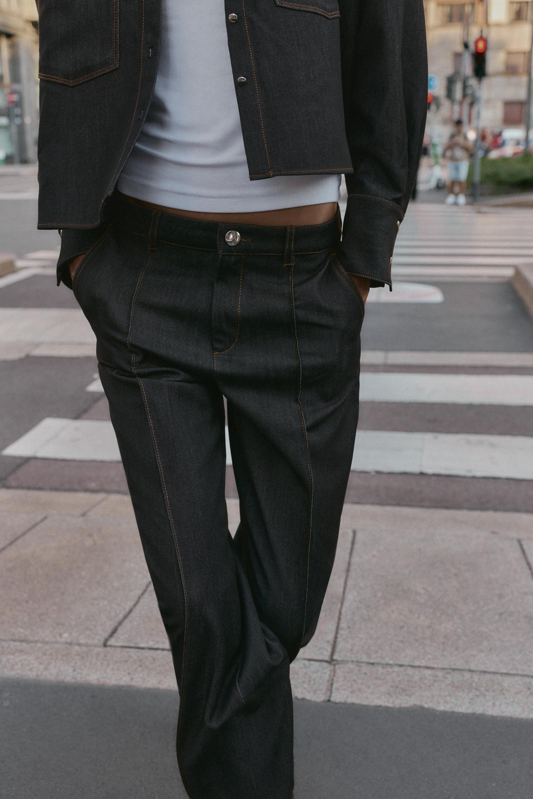 CONTRAST SEAM TROUSERS