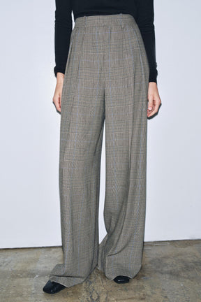 Wide-leg Trousers with Darts