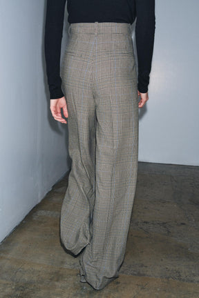Wide-leg Trousers with Darts
