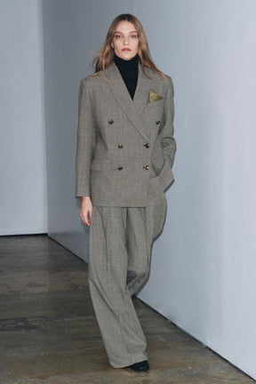 Wide-leg Trousers with Darts