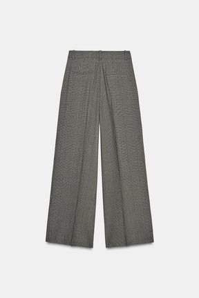 Wide-leg Trousers with Darts