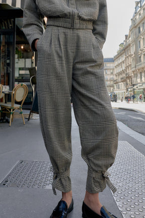 Houndstooth Trousers with Tie