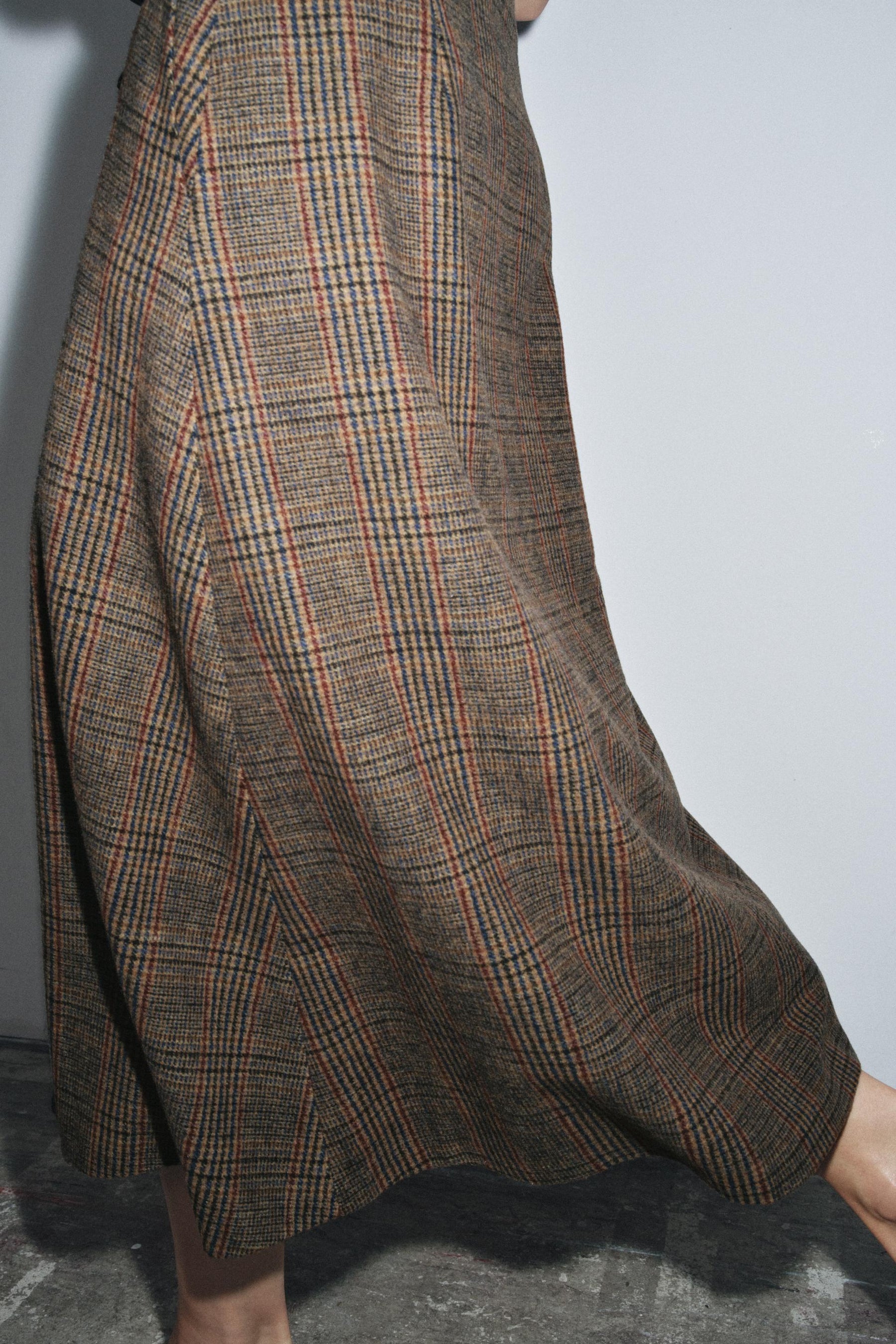 Checked wool pleated skirt