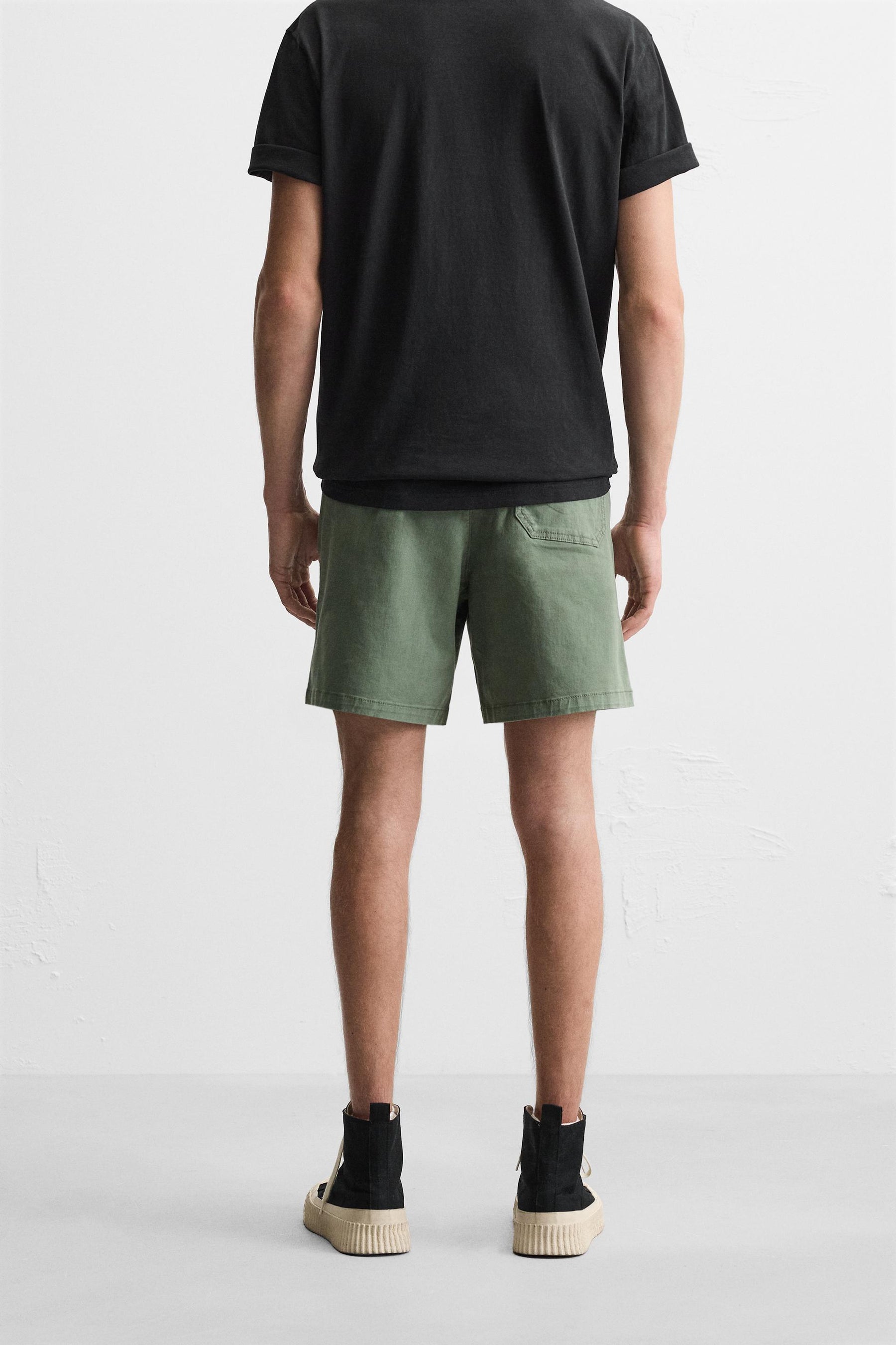 RELAXED FIT BERMUDA SHORTS - Image 3
