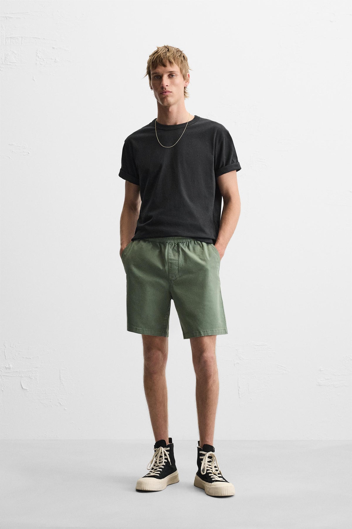 RELAXED FIT BERMUDA SHORTS - Image 1