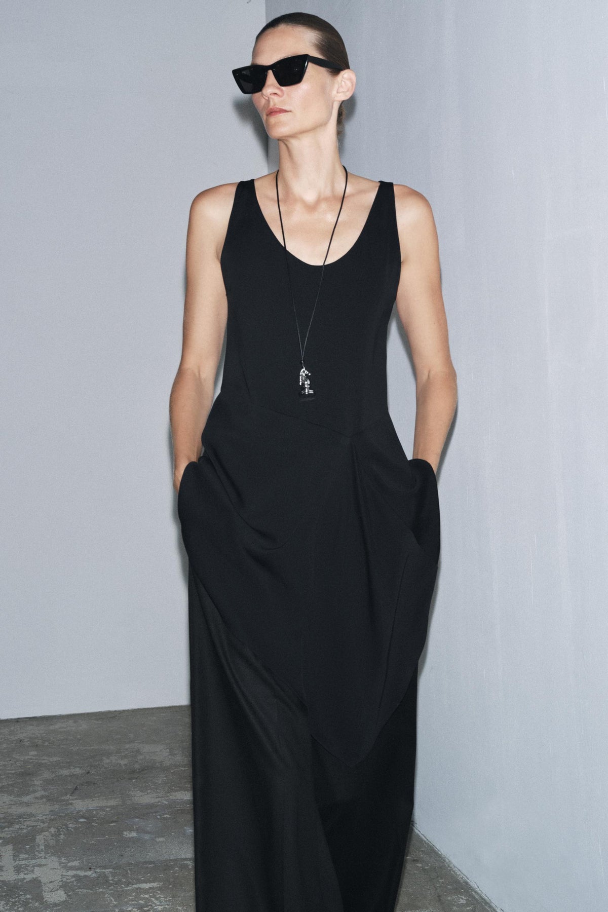 ASYMMETRIC FASHION TOP