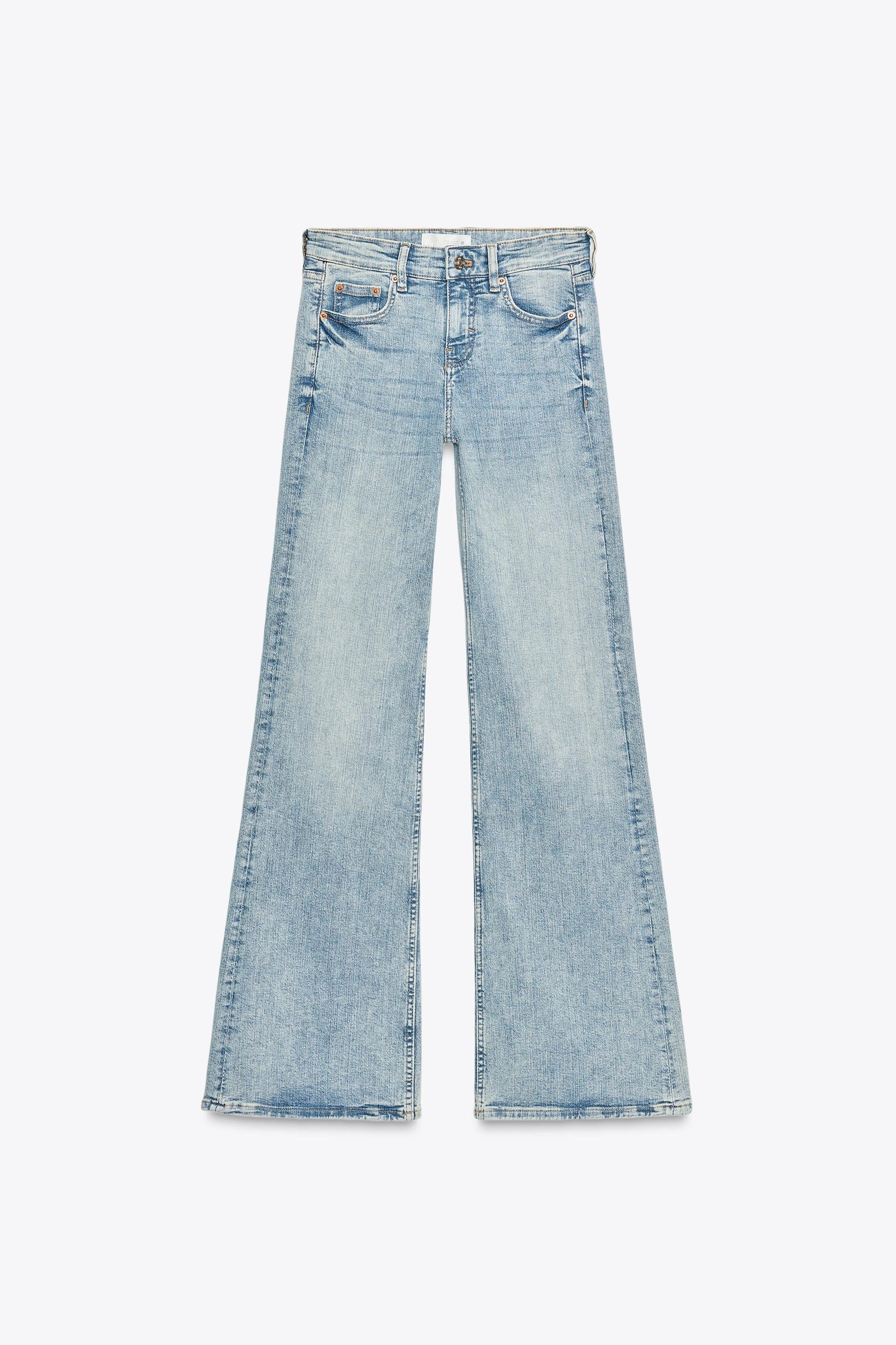 Low-Rise Flare Fit Jeans