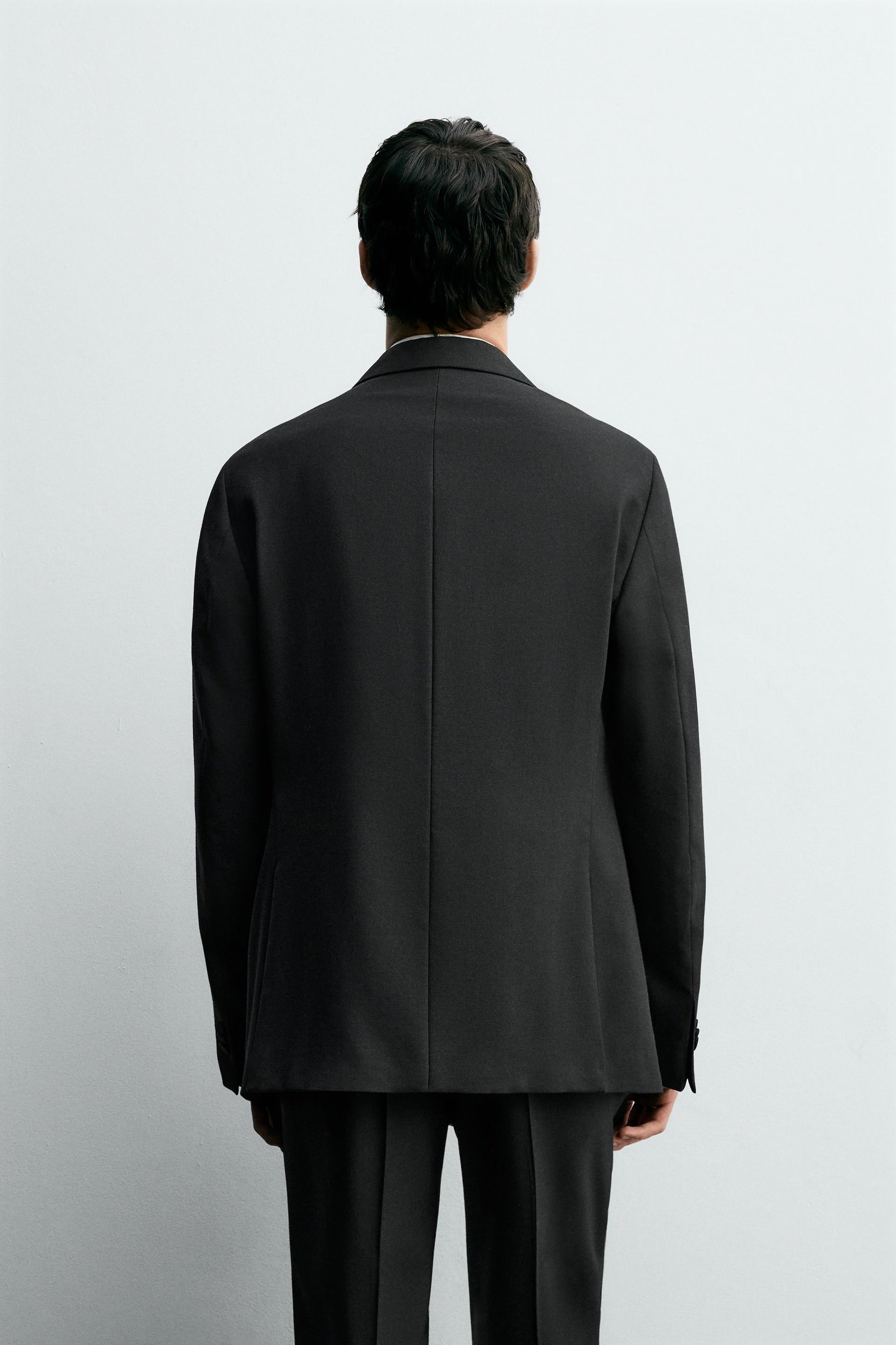 Double-breasted dinner jacket