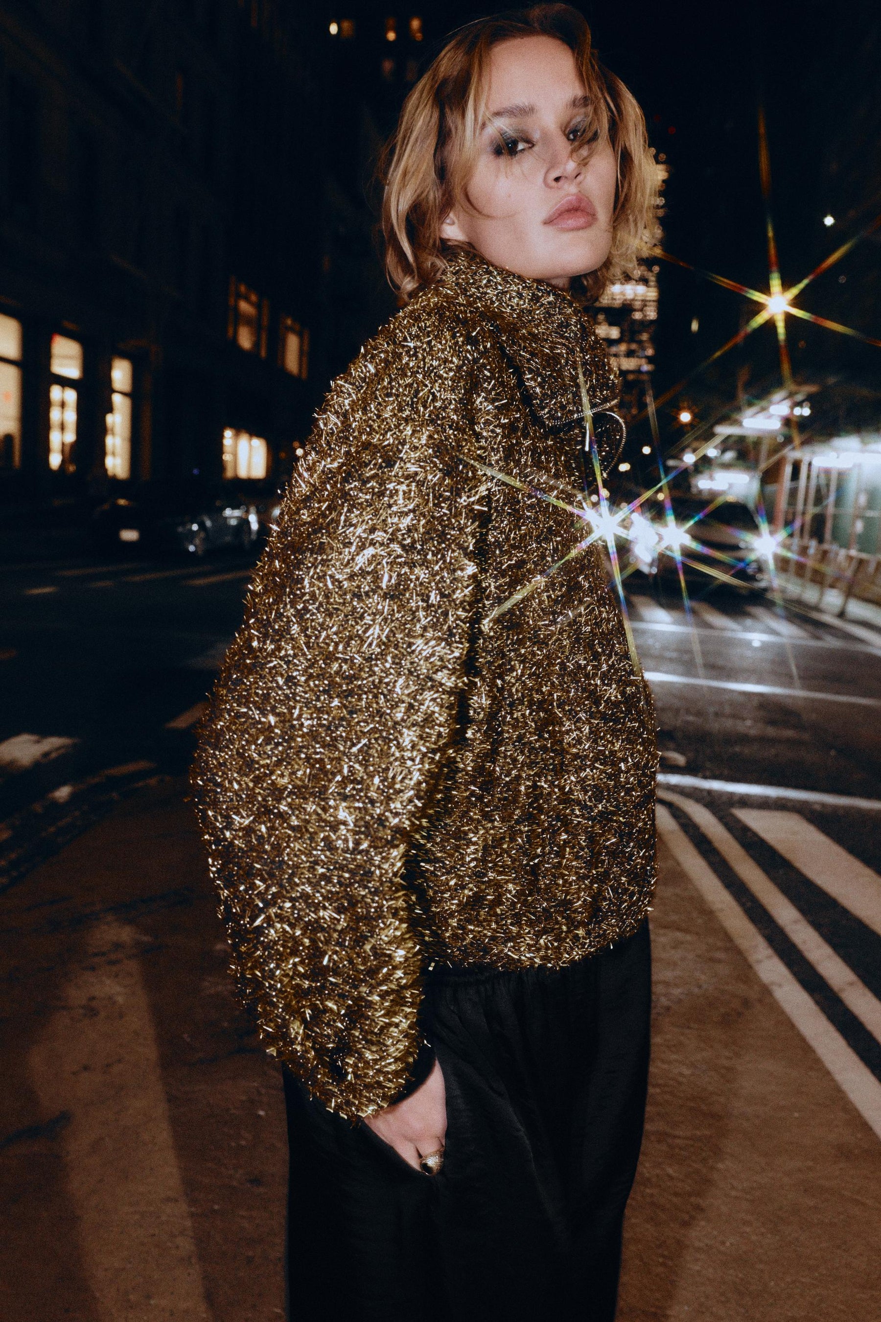 METALLIC THREAD BOMBER