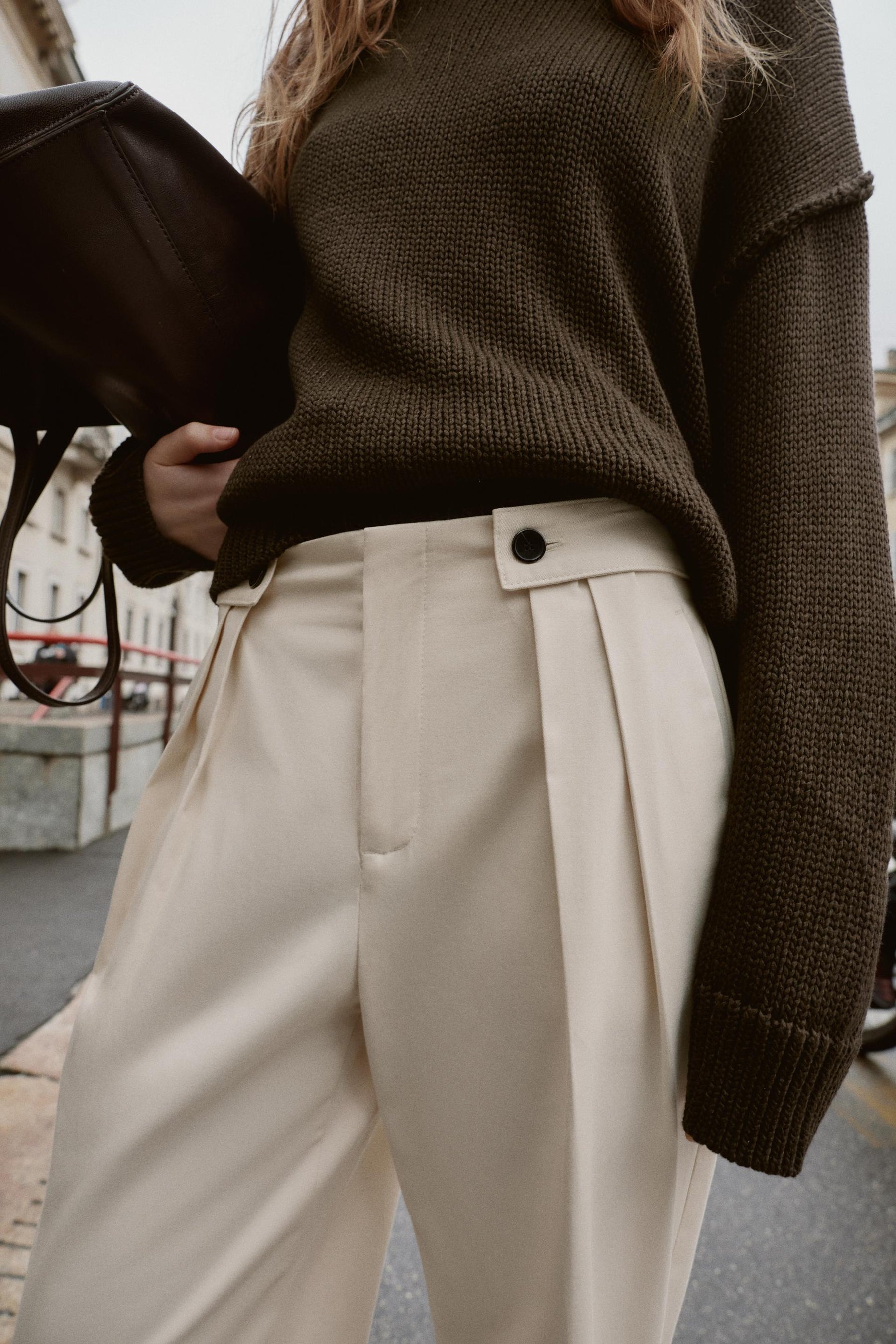 Button-Waist Carrot Fit Trousers