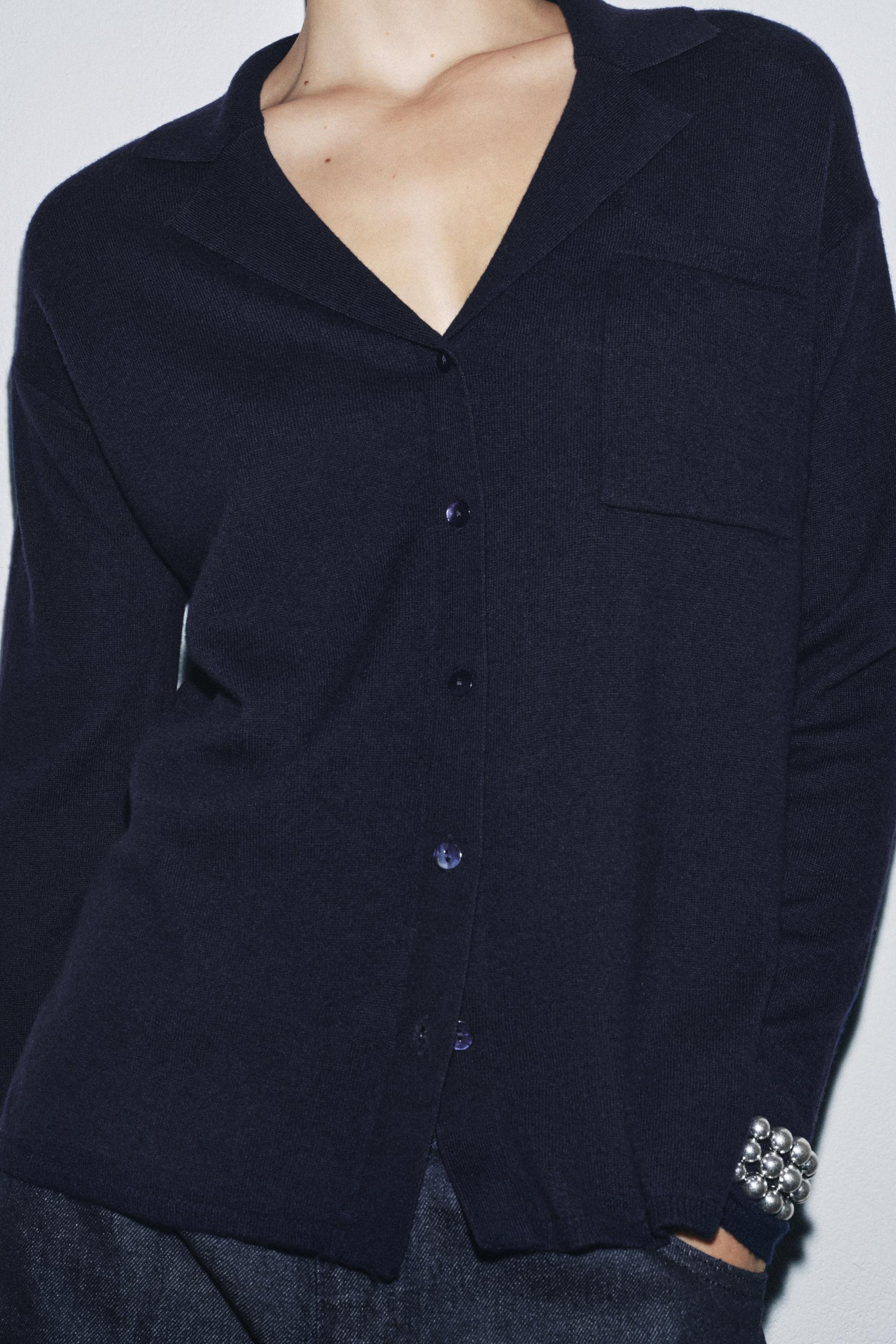 EXTRA SOFT WOOL CARDIGAN