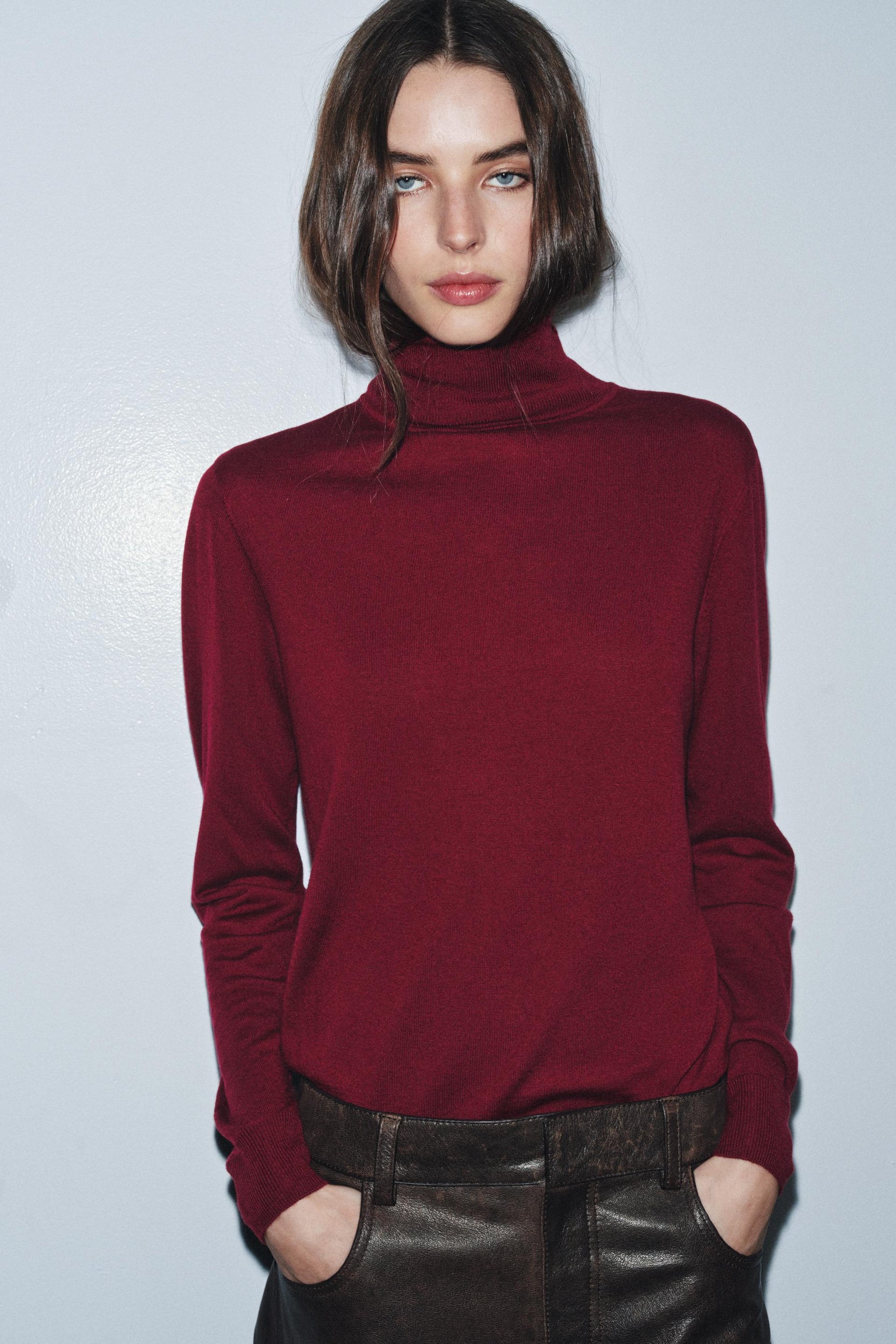WOOL HIGH NECK JUMPER