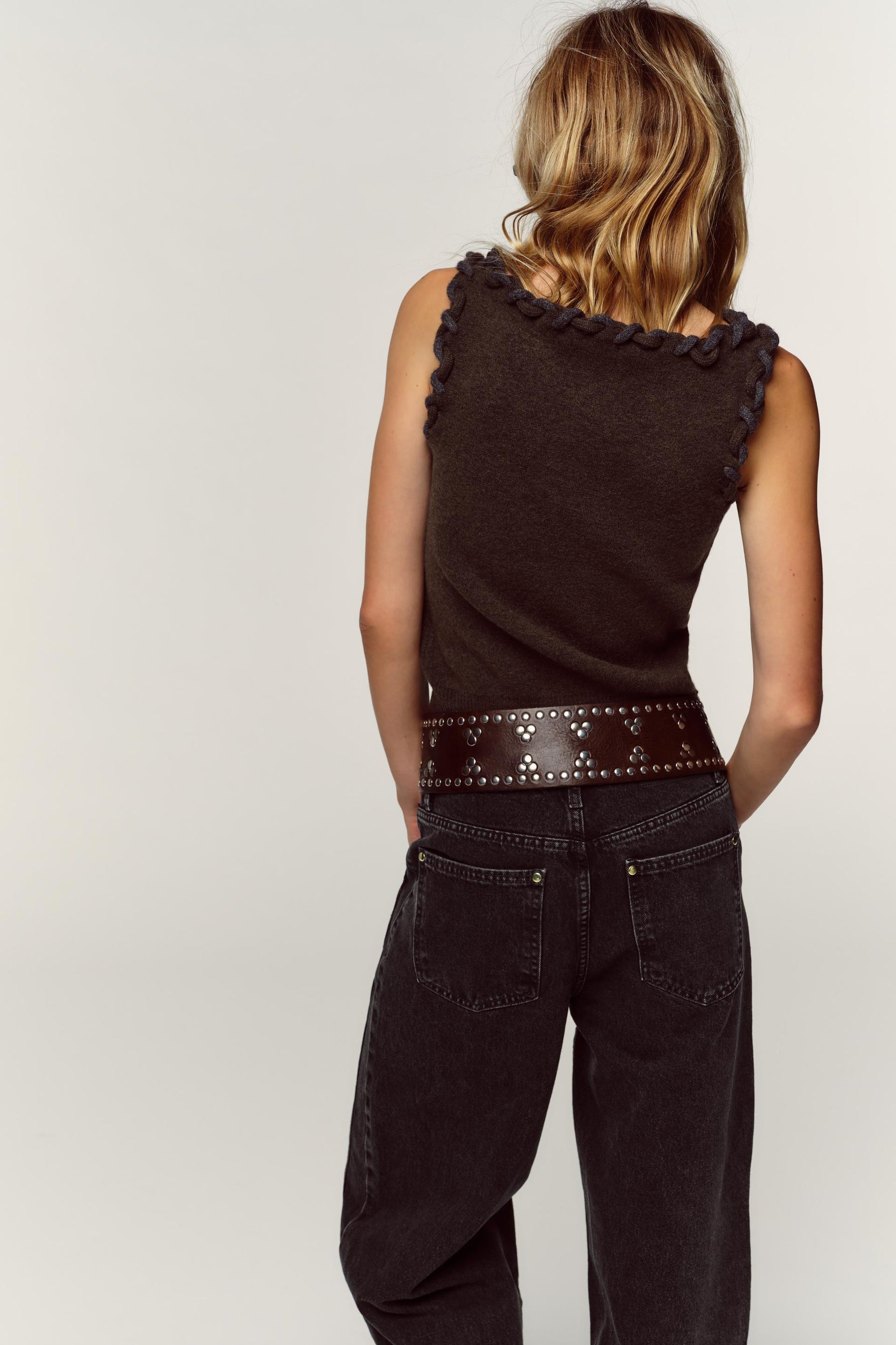 INTERWOVEN TRIM KNIT TOP - Image 6