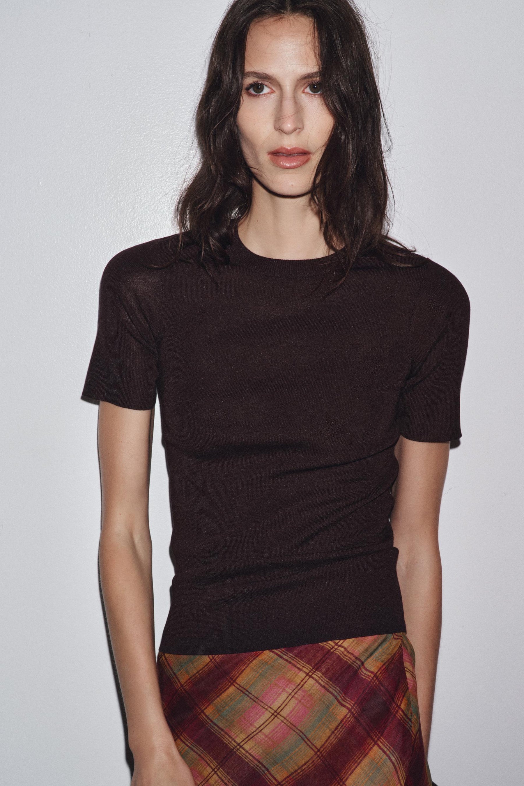 PLAIN KNIT SHORT SLEEVE TOP - Image 2