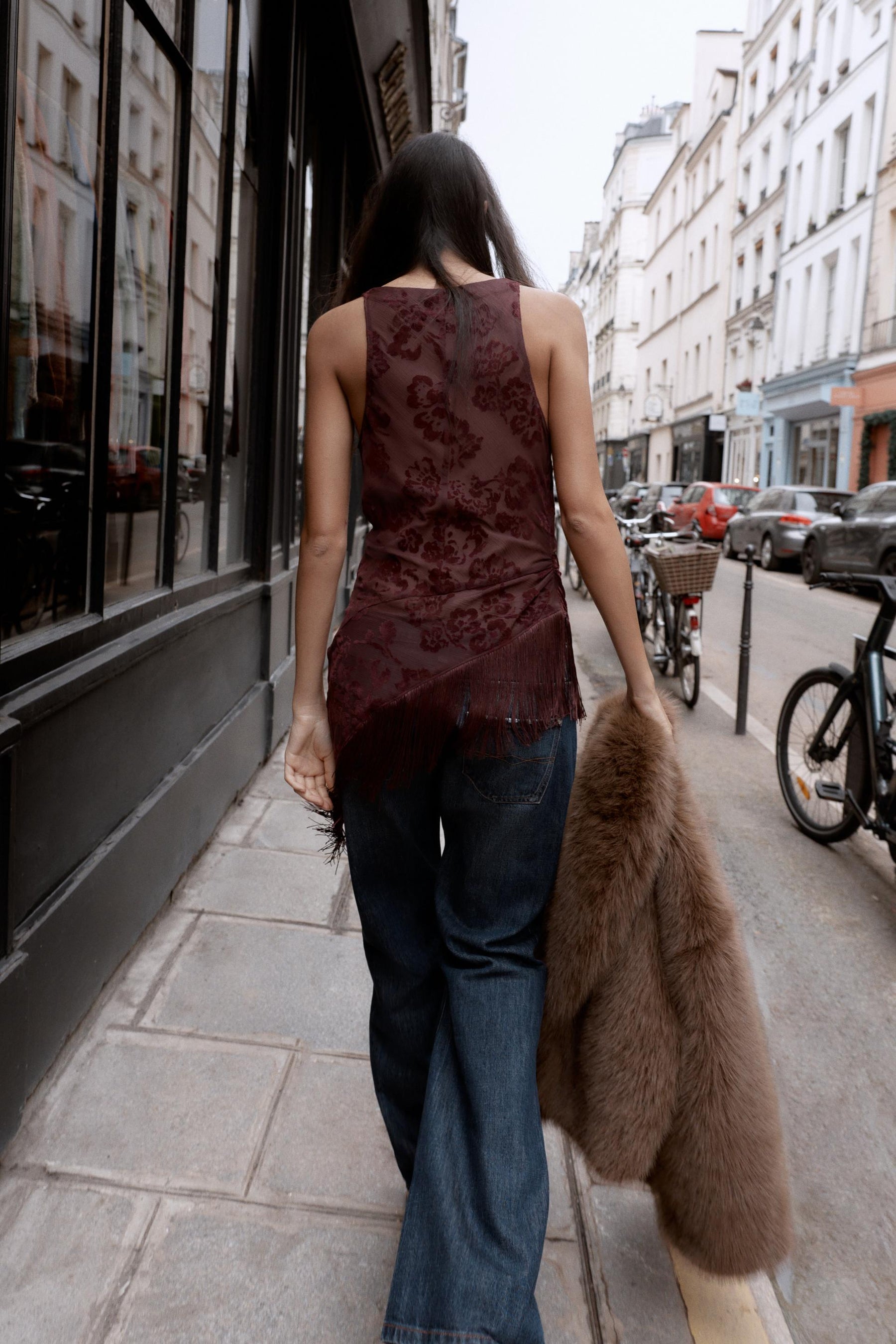 Fringed Devoré Asymmetric Top