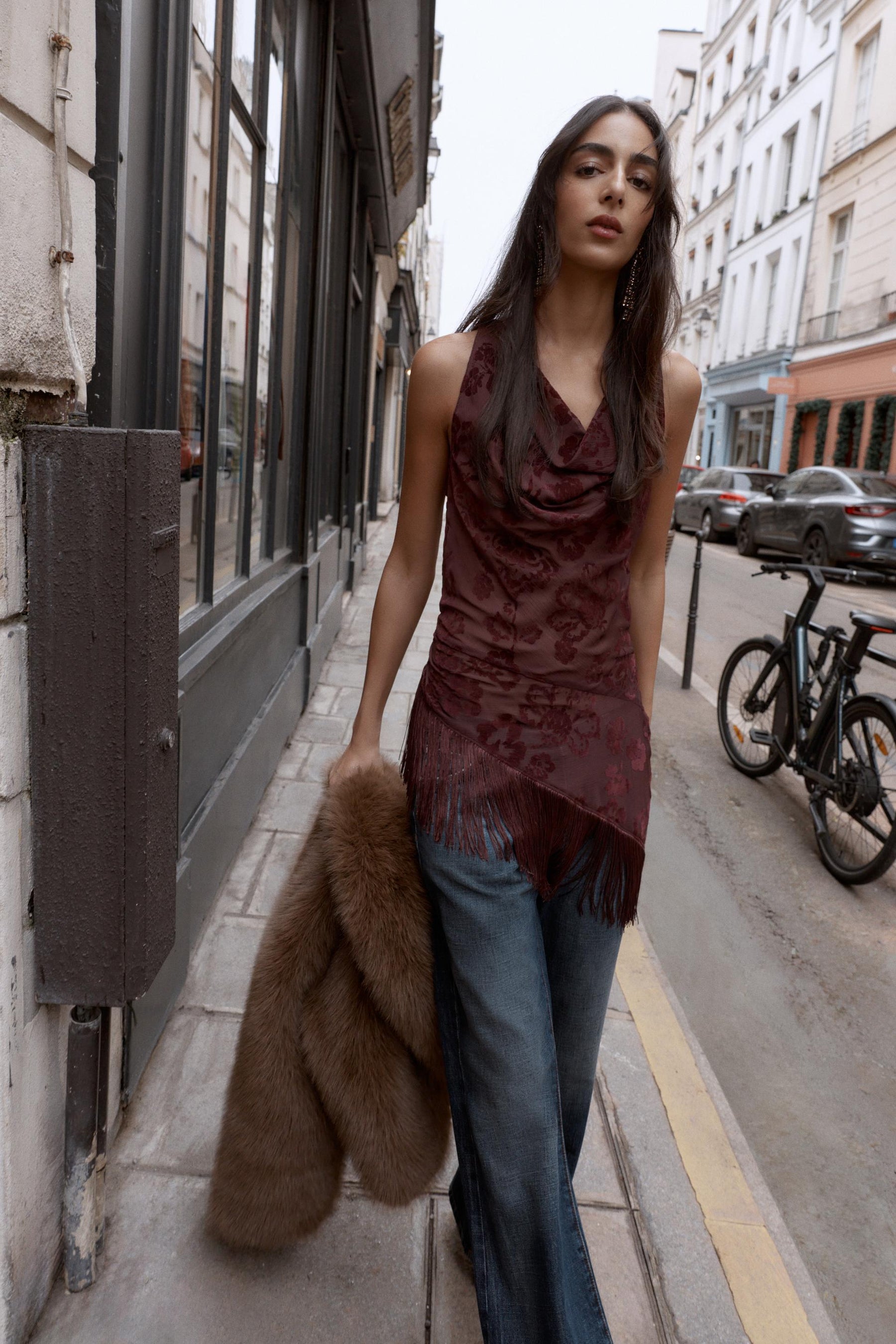 Fringed Devoré Asymmetric Top