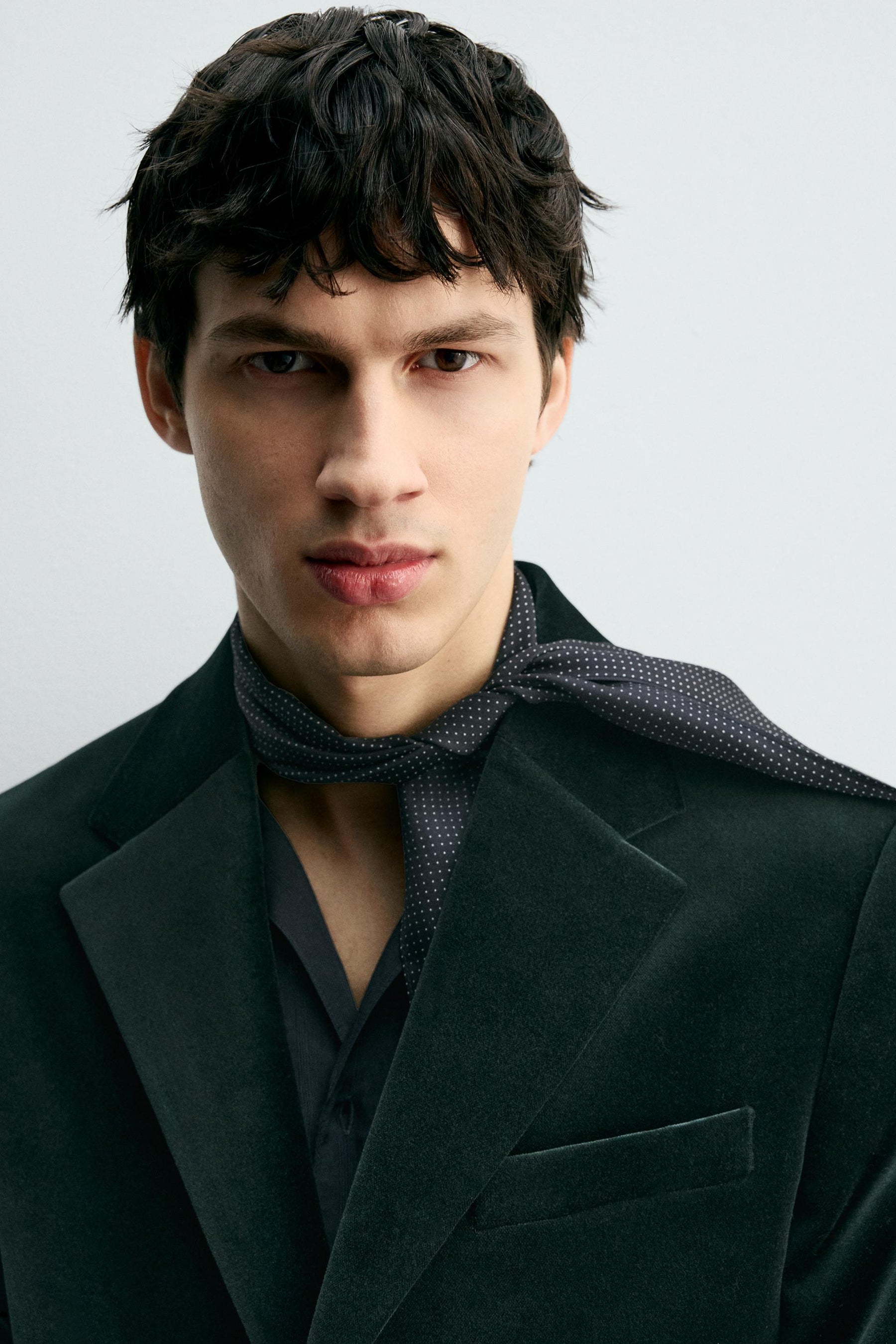 REGULAR FIT VELVET BLAZER - Image 5