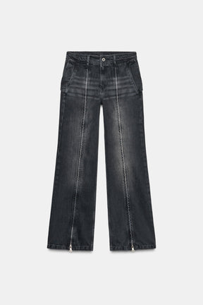 Wide-Leg Mid-Waist Jeans