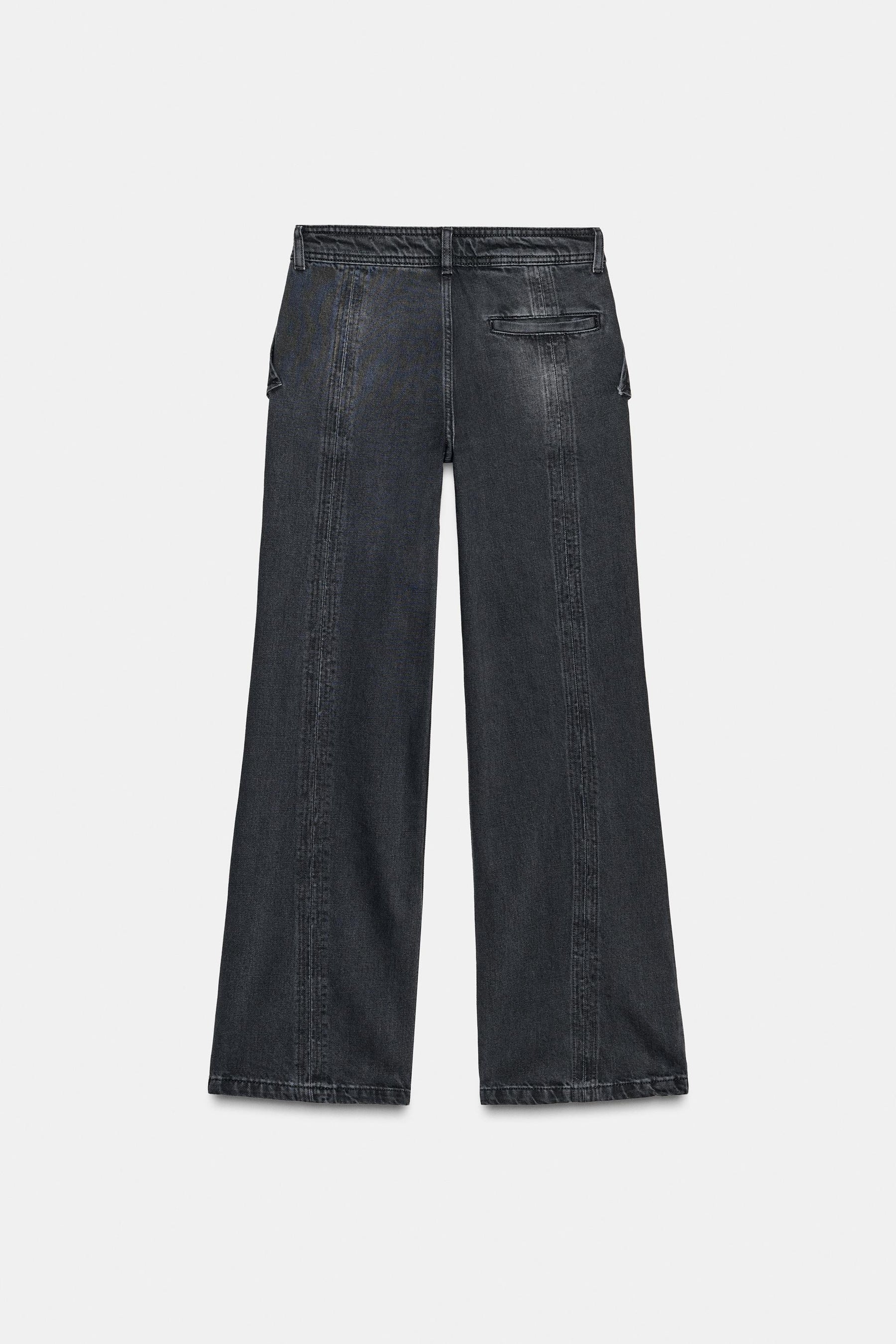 Wide-Leg Mid-Waist Jeans