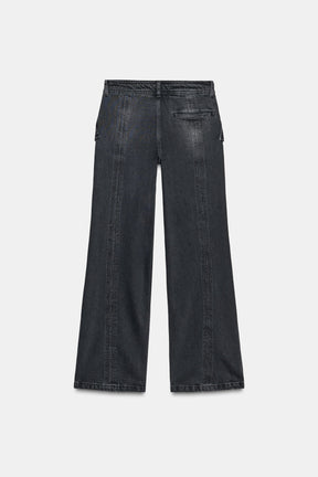 Wide-Leg Mid-Waist Jeans