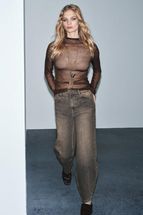 Mid-Waist Barrel Jeans