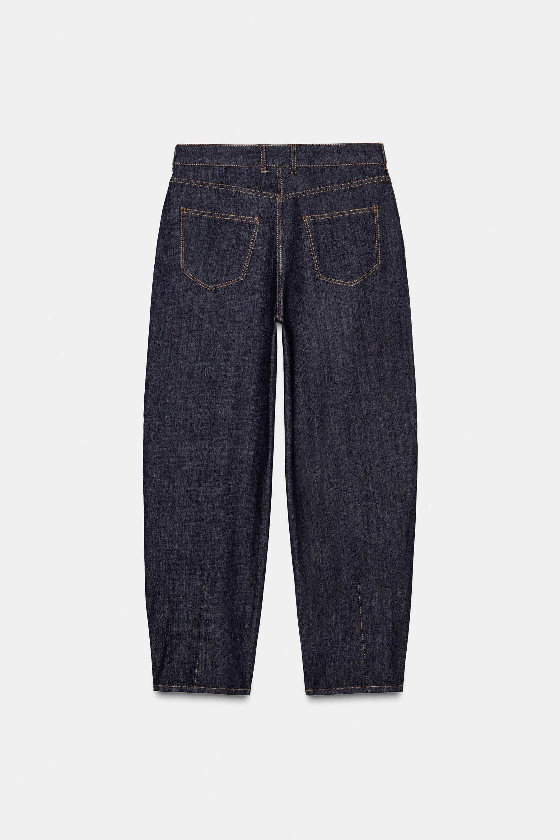 Balloon-Shaped Trousers