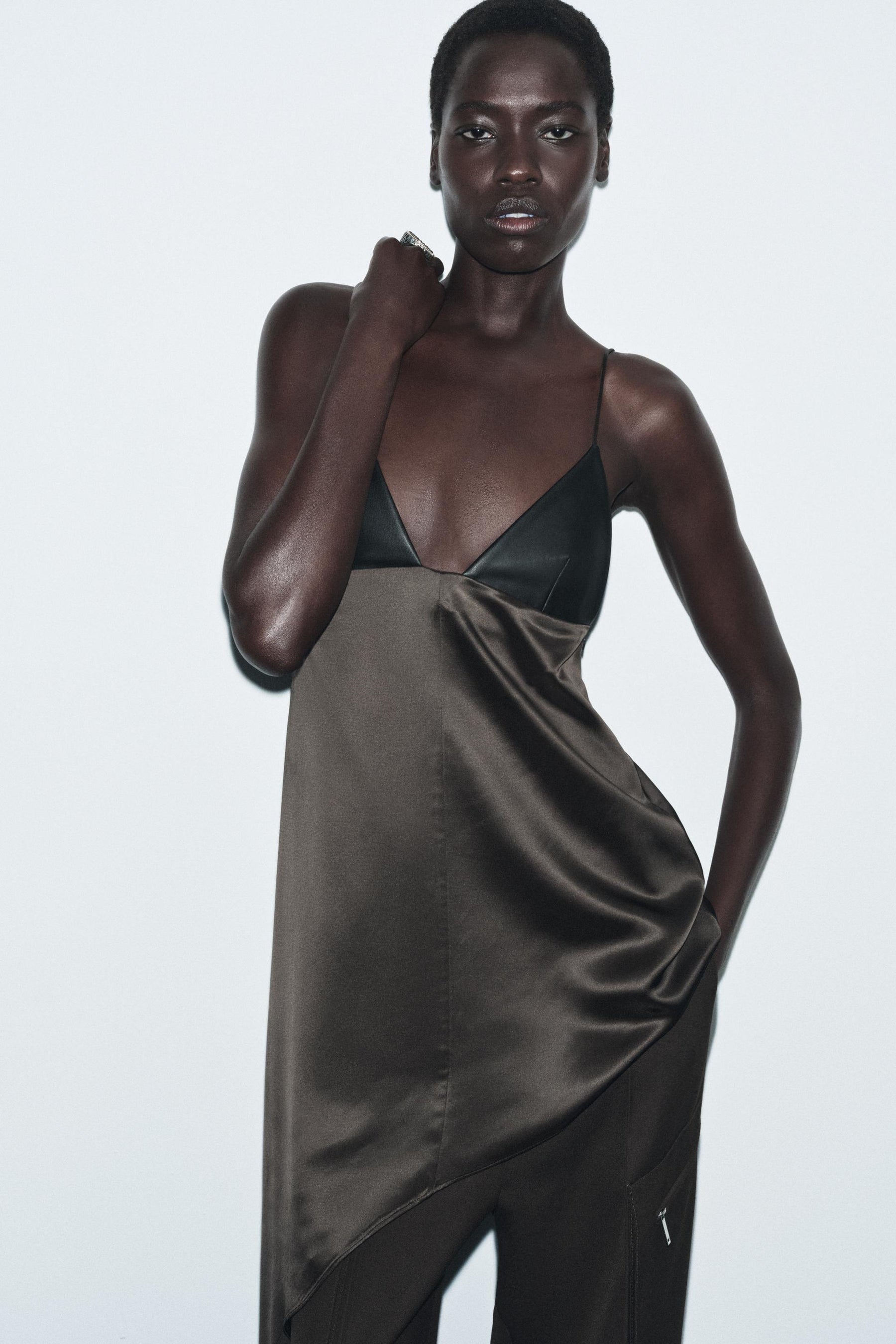 Asymmetric Contrast Fashion Top