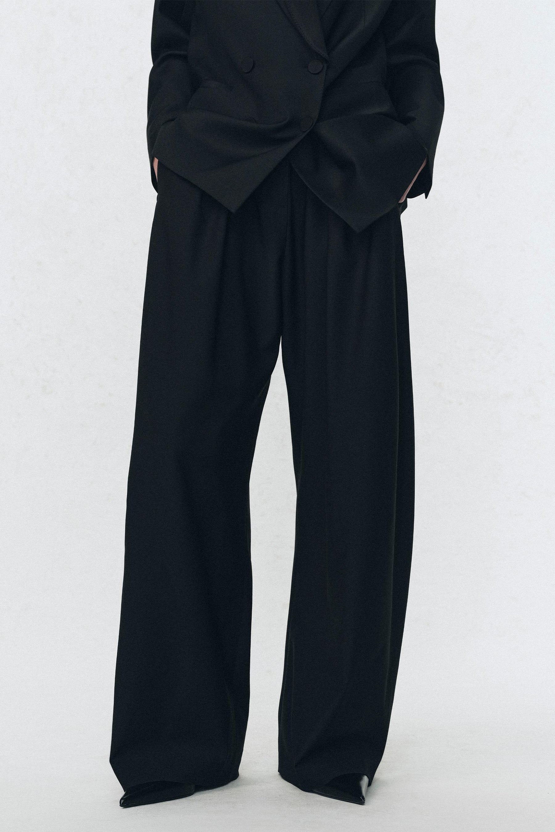 Wool Trousers with Darts