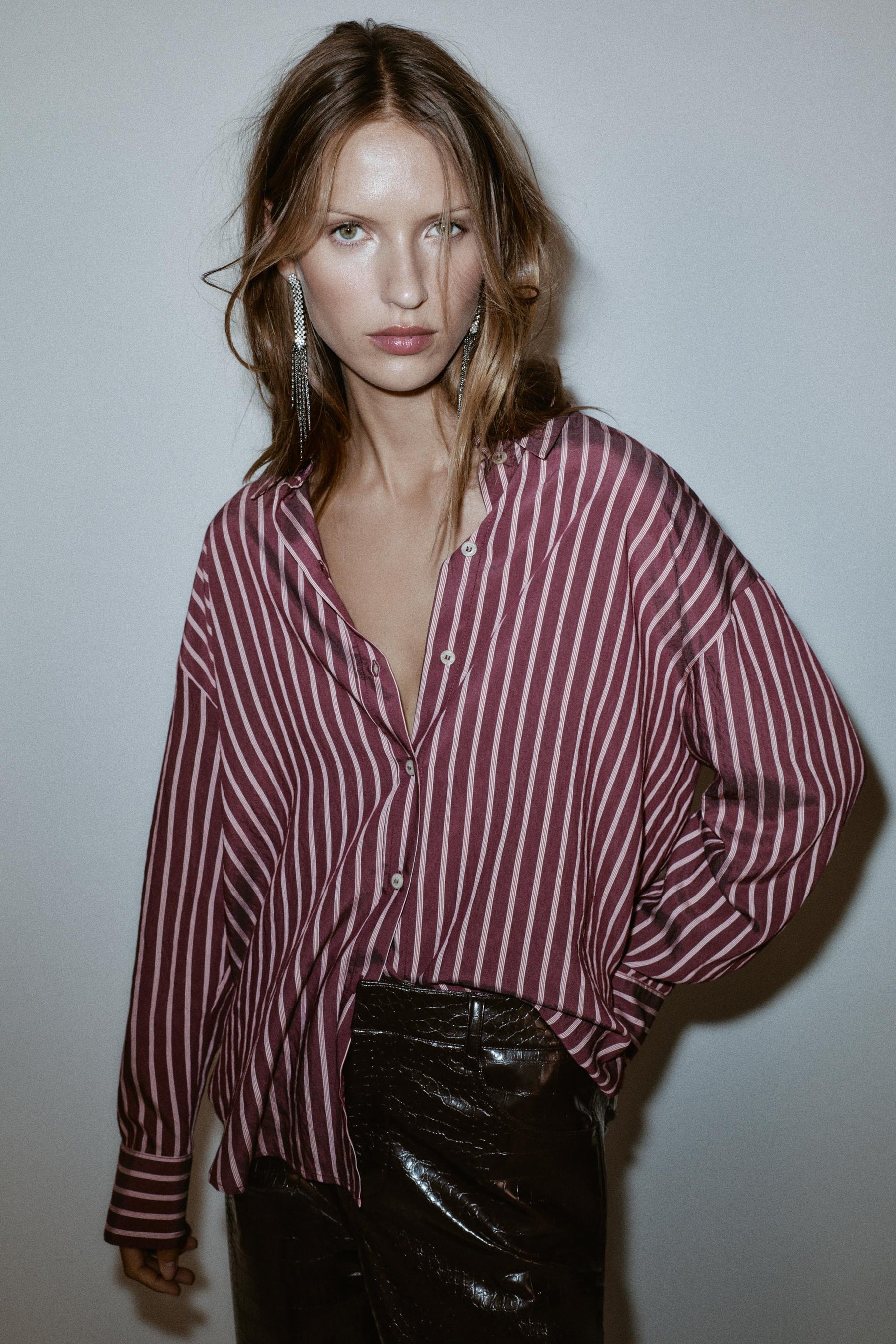 OVERSIZE STRIPED SHIRT