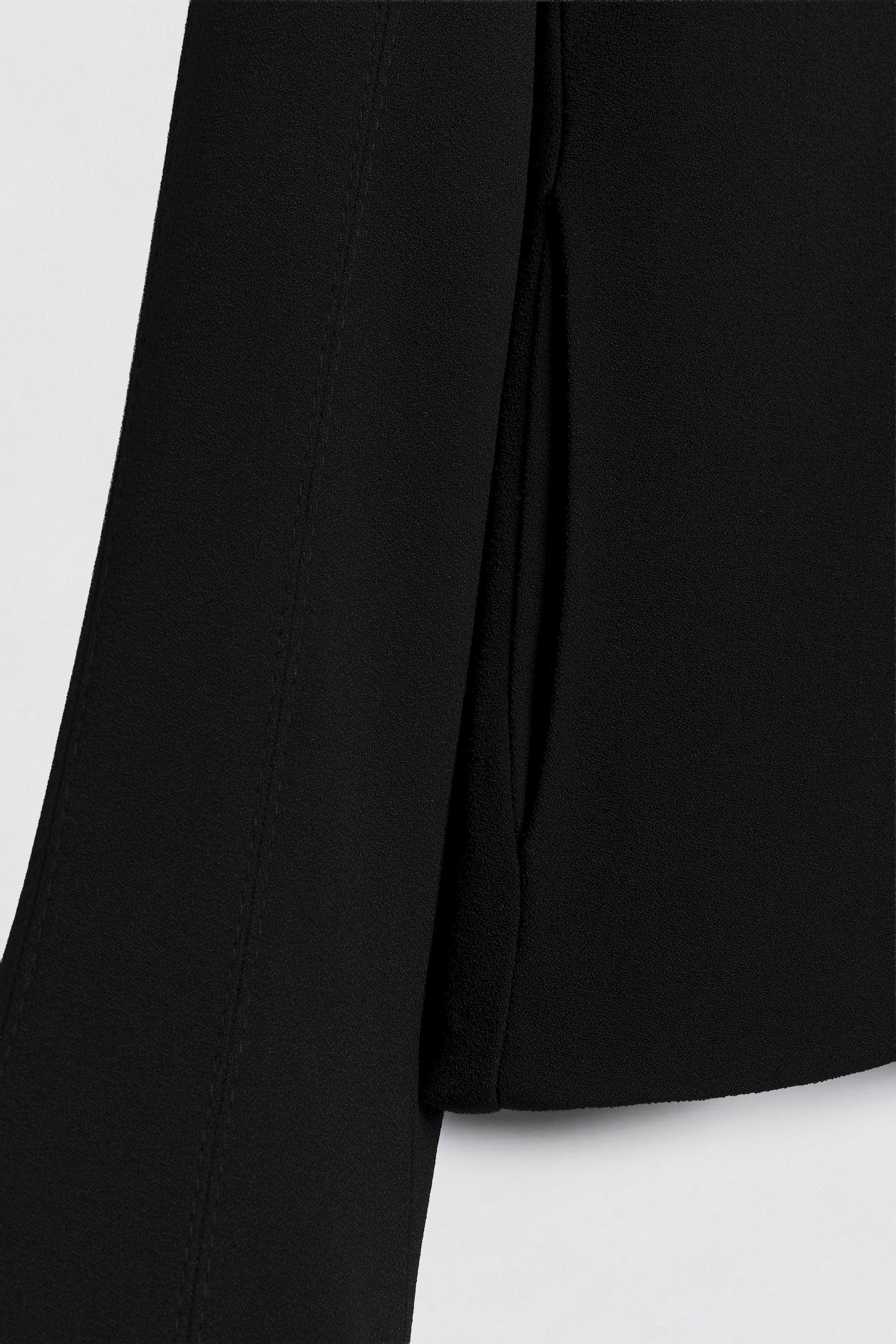 PADDED SHOULDER JACKET