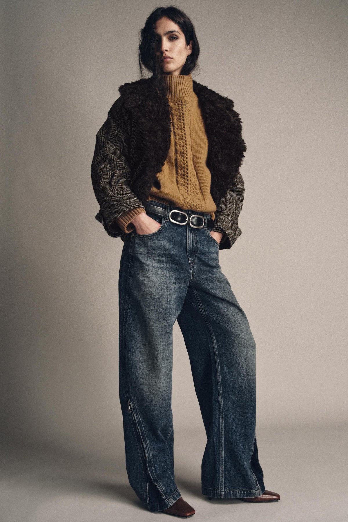 Balloon Mid-Waist Jeans with