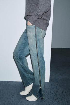 Mid-waist Jeans with Zips