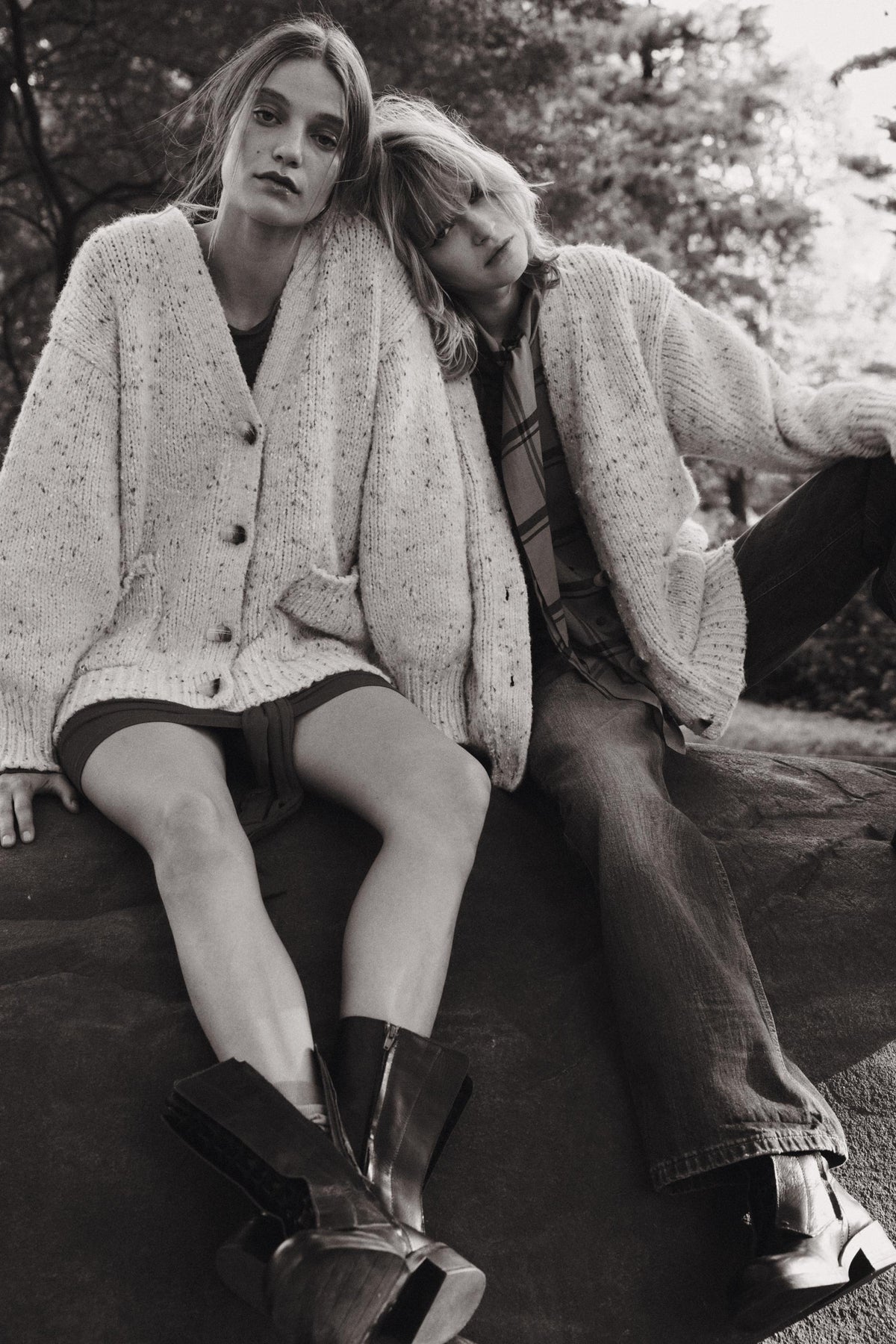 OVERSIZED KNIT CARDIGAN