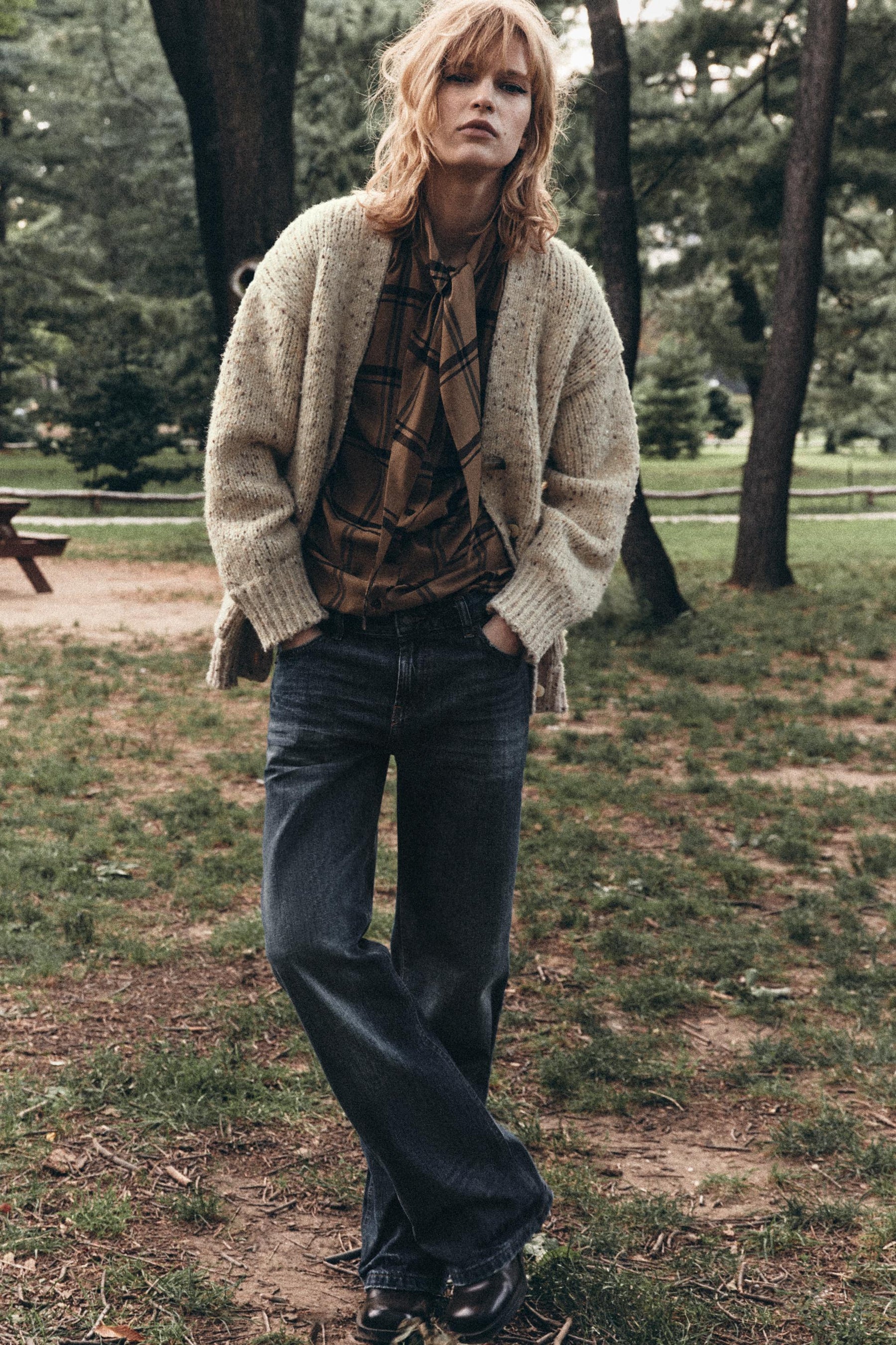 OVERSIZED KNIT CARDIGAN