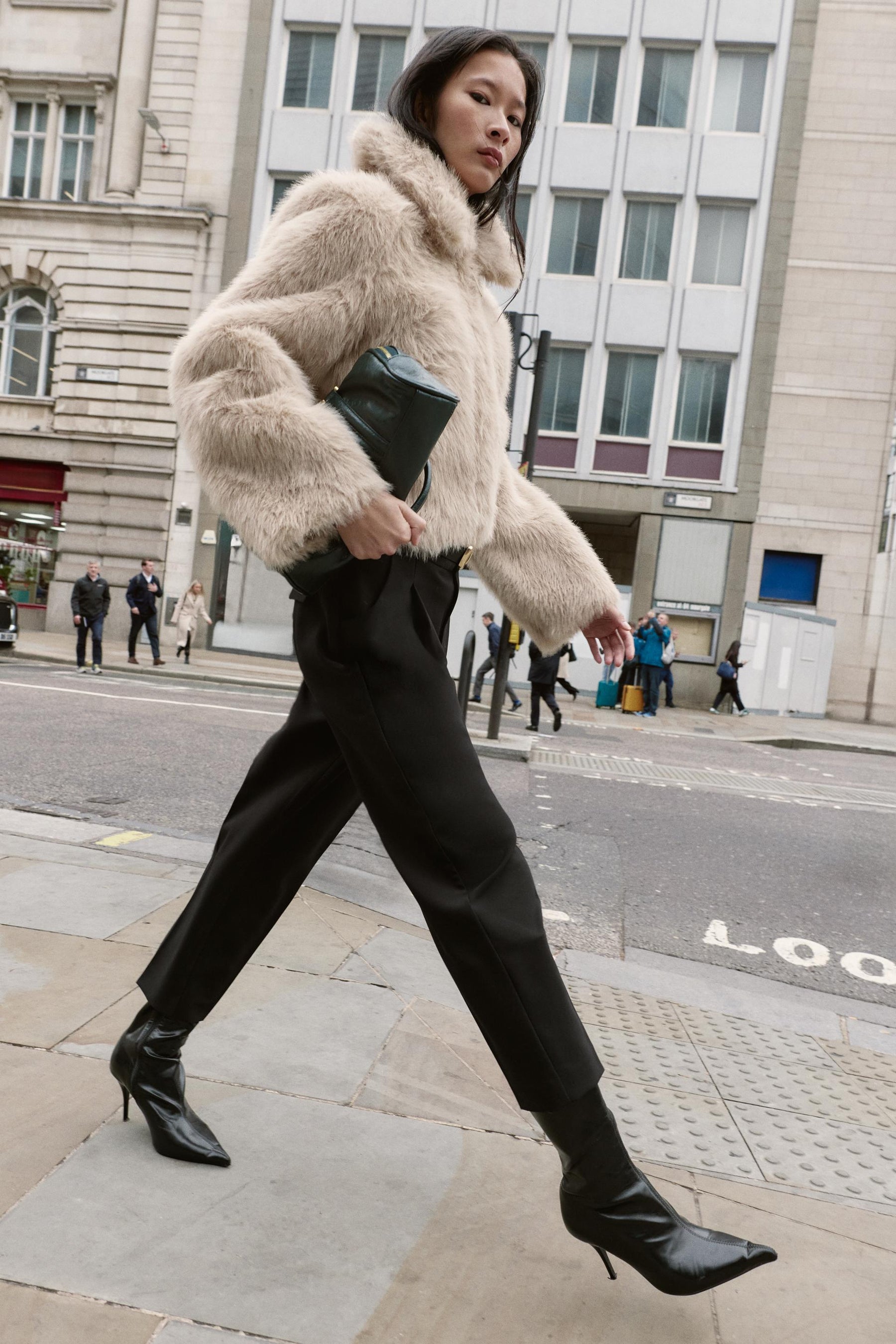 Houndstooth Trousers with Belt