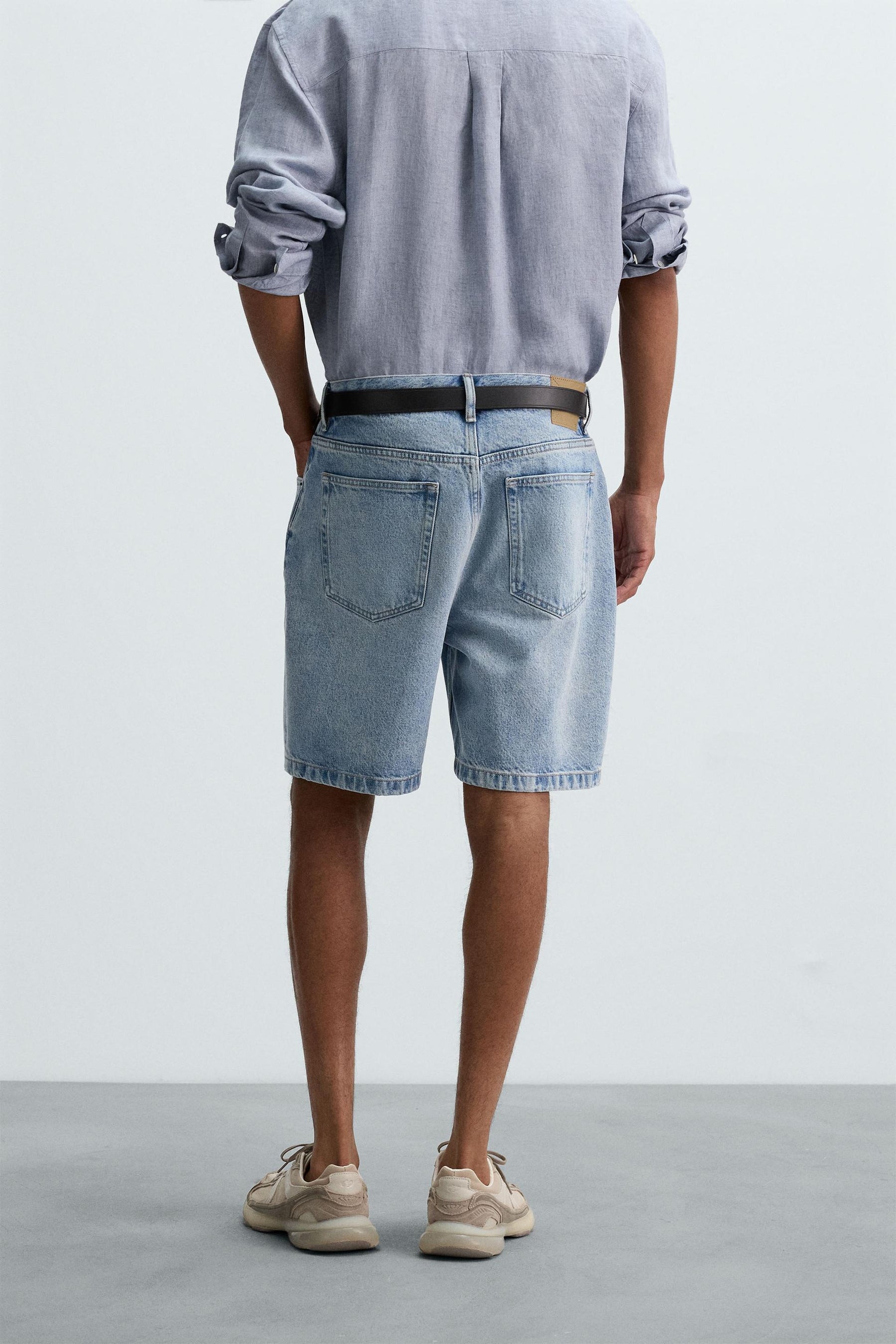 REGULAR FIT DENIM BERMUDA SHORTS - Image 3