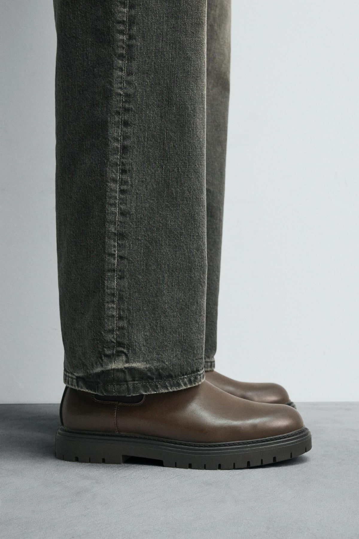 CHUNKY CHELSEA BOOTS - Image 1