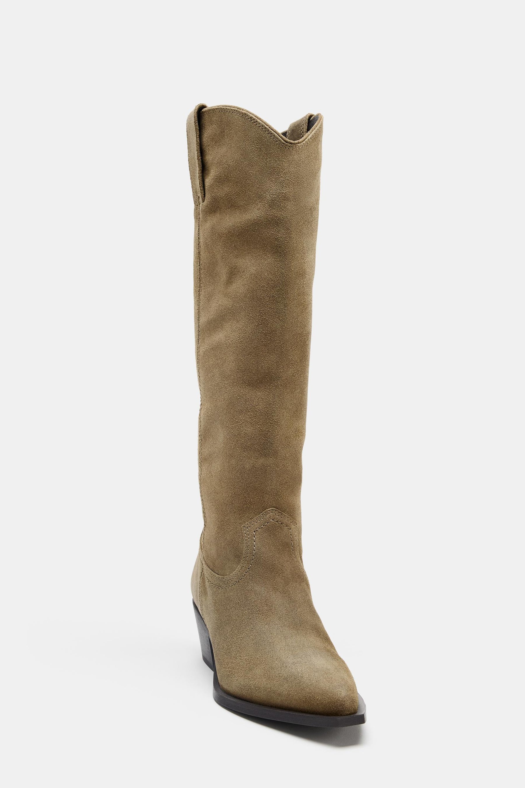 SUEDE KNEE-HIGH BOOTS
