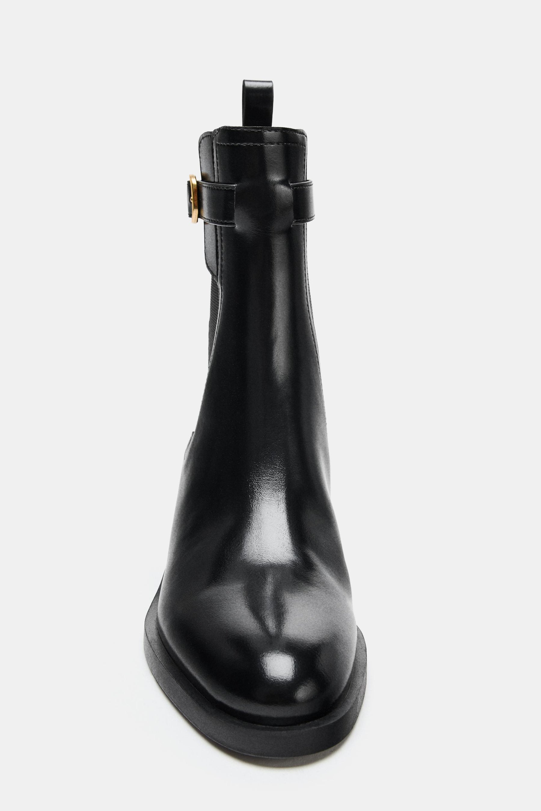 ANKLE BOOTS WITH BUCKLE