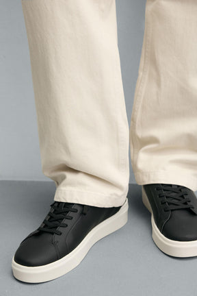 HEEL DETAIL TRAINERS - Image 3