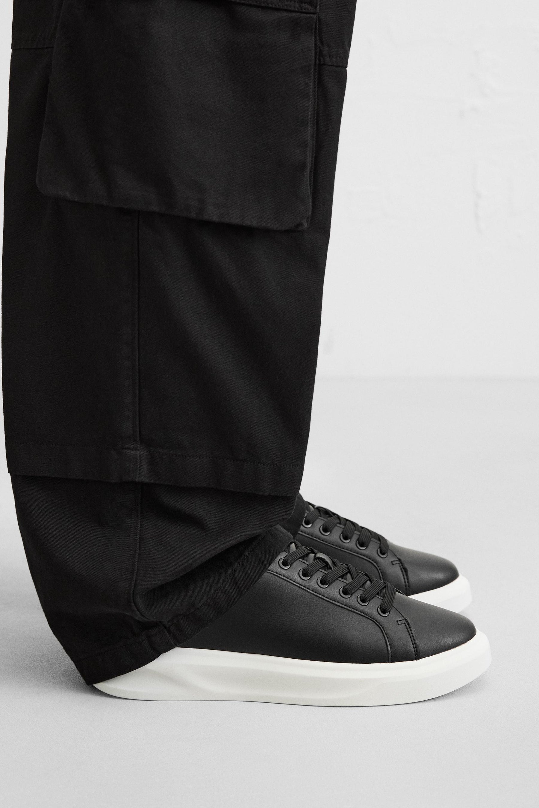 CHUNKY TRAINERS - Image 1