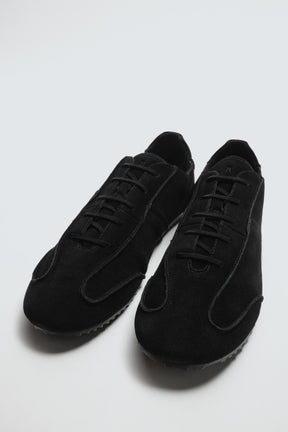 LIMITED EDITION LEATHER TRAINERS - Image 4