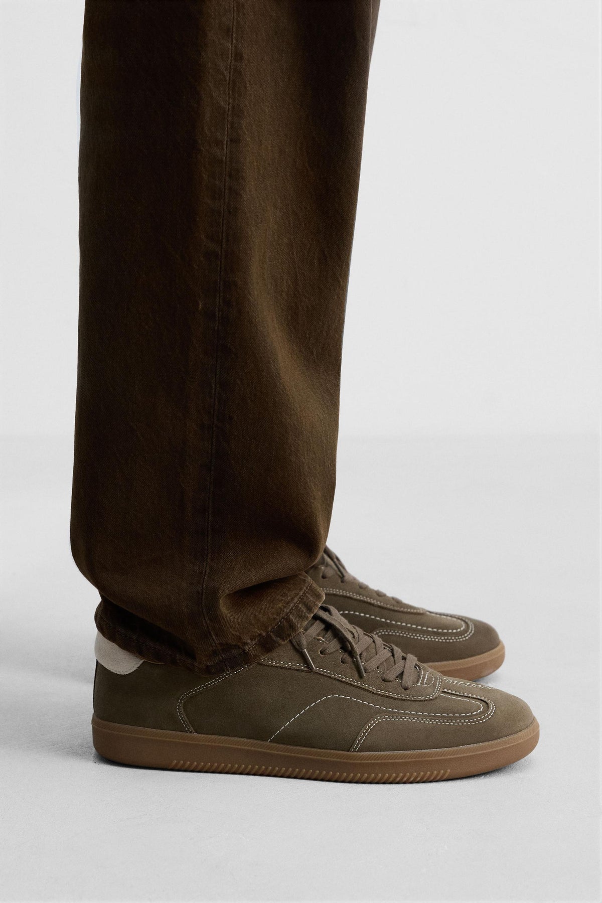 LEATHER TRAINERS WITH CONTRAST SOLE - Image 1