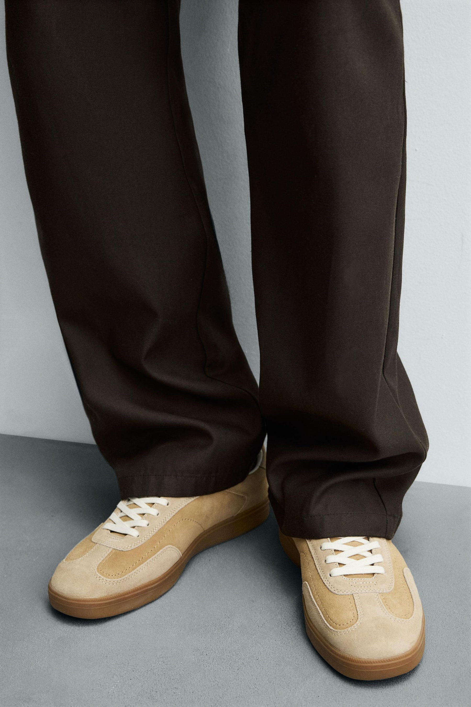 CONTRAST SOLE LEATHER TRAINERS - Image 3