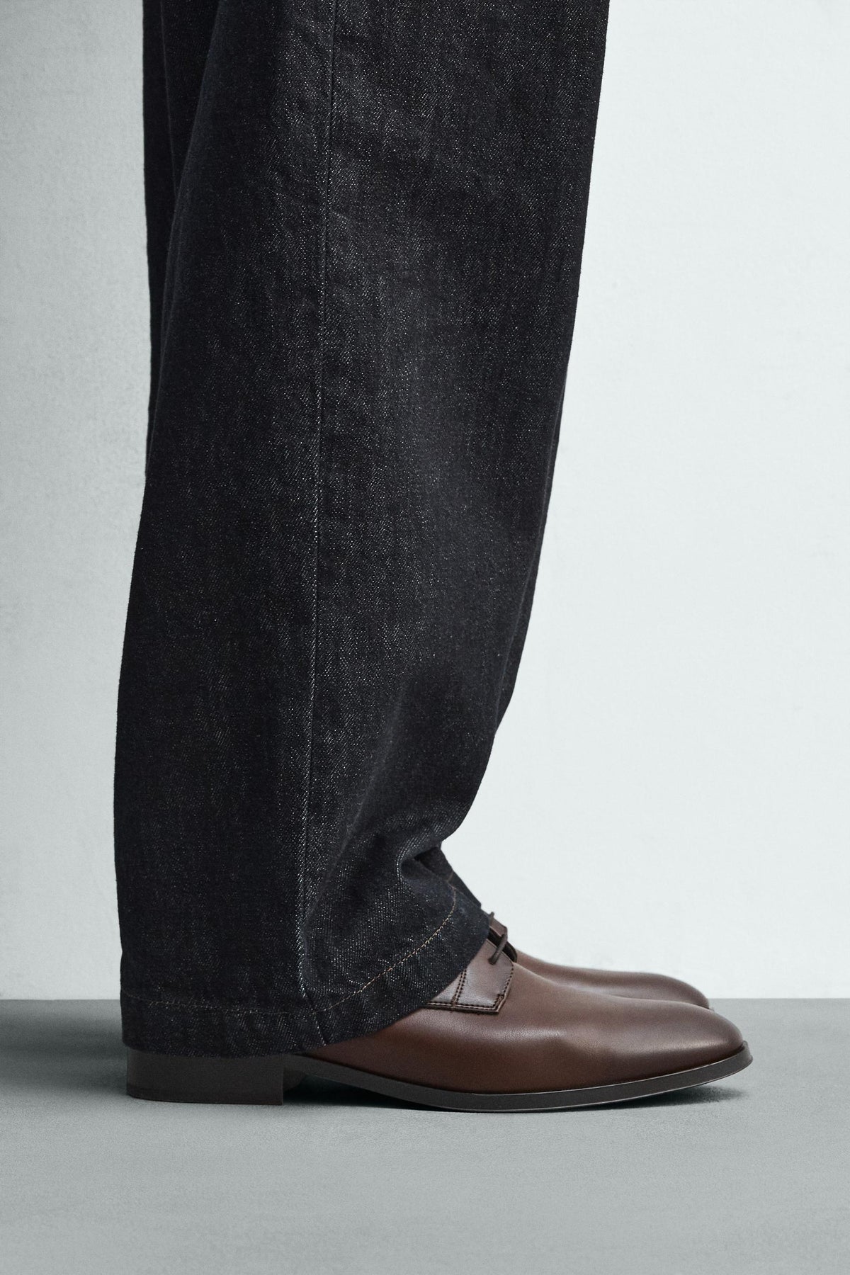DRESS SHOES - Image 1